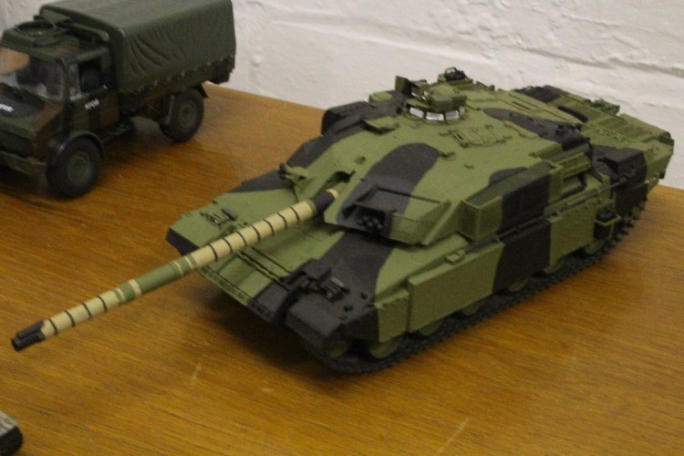 Challenger 1
